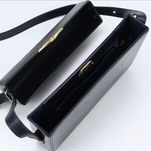 Cartier Vintage Crossbody Sling Shoulder Purse. Leather. Gold & Sapphire Logo